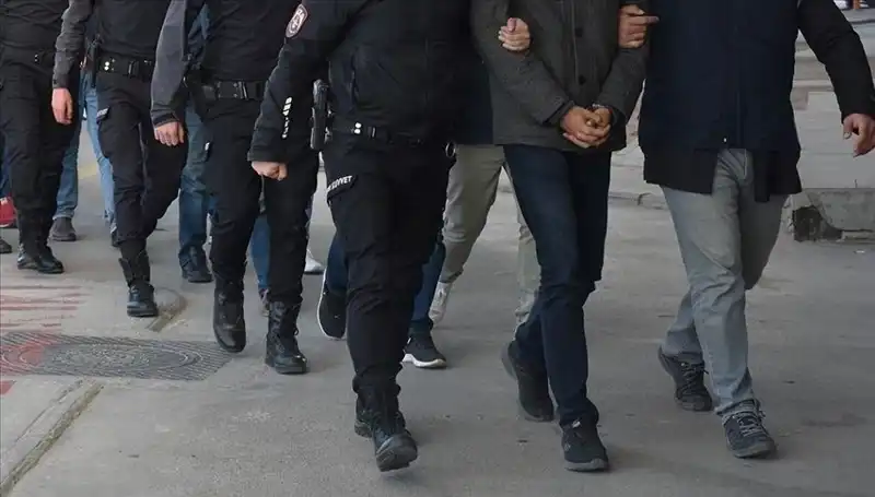 FETÖ ile Mücadelede Yeni Bir Dalga: 5 İlde 10 Gözaltı!