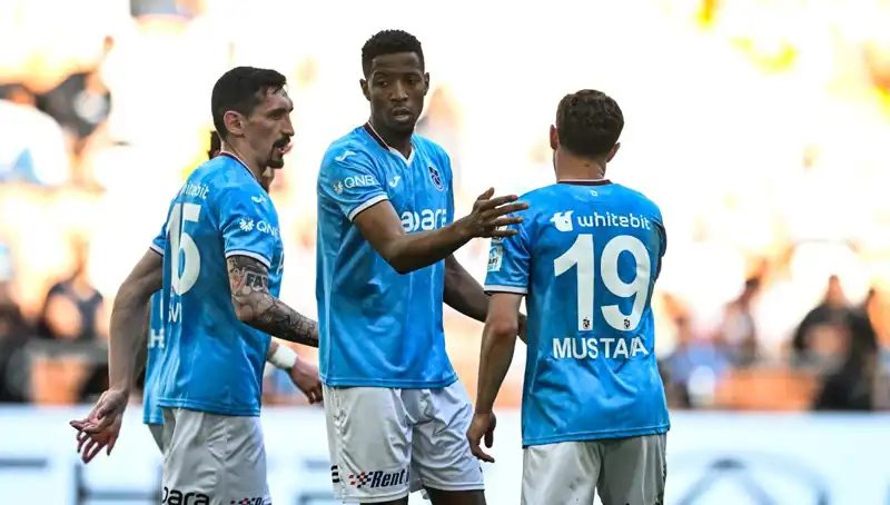 Trabzonspor, Adana Demirspor’u tek golle geçerek 3 puanı hanesine yazdırdı