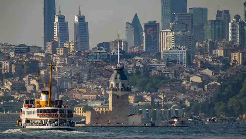 İstanbul'da Yaz Havası: Hafta Sonu Sıcaklık Rekorları Bekleniyor