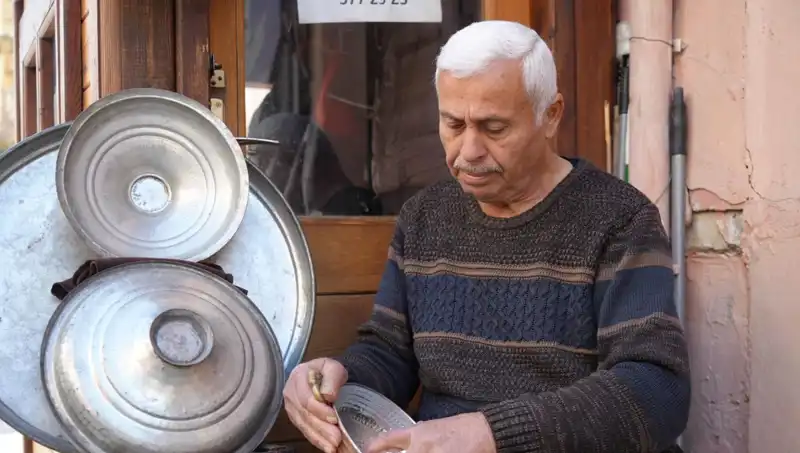 Zamanı Geçen Meslekler: Unutulan Zanaatların Gözyaşları