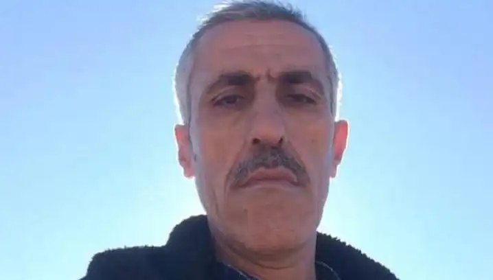 Gençleri "Çime Basmayın" Diye Uyardı: Sonrası Bıçaklı Saldırı!