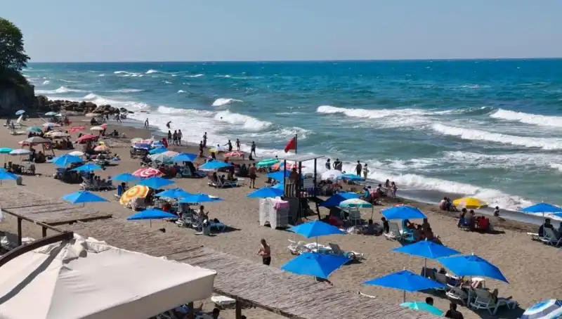 Akçakoca'da Denizde Yasak Alarmı: Tüm Detaylar Burada!