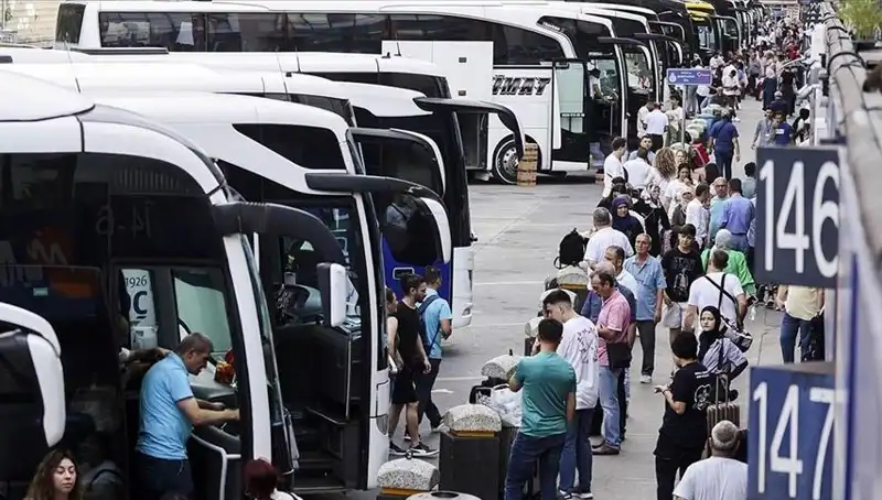 İstanbul’dan Düşen Göç Rakamları: 369 Bin Kişi Neden Ayrıldı?