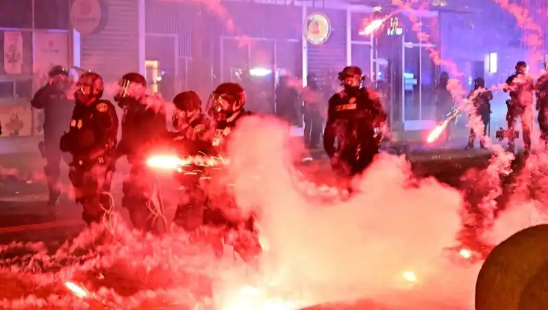 ABD'de Büyüyen İsyan: Los Angeles Protestoları Tüm Ülkeye Yayılıyor
