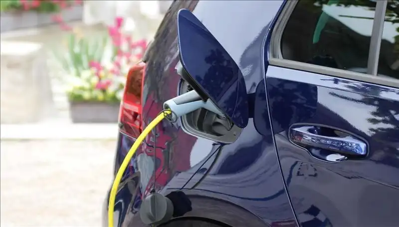 Tesla'nın Rekorunu Kıracak Araç: 1500 Kilometre Menzille Geliyor!