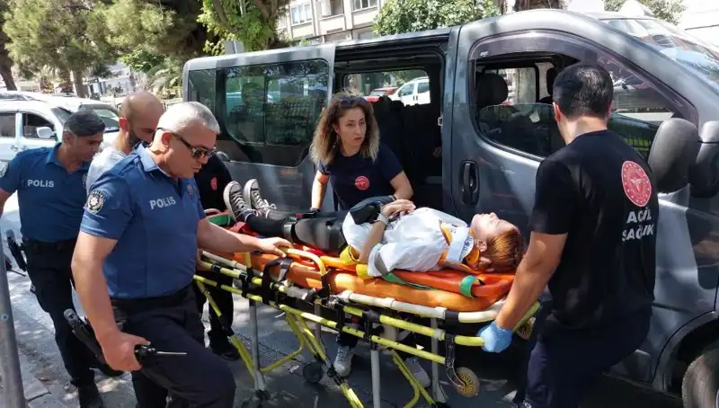 Samsun'daki Korkunç Kaza: Minibüs Kamyona Çarptı, Çok Sayıda Yaralı Var