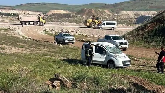 Mardin’de Feci Kaza: Dört Kişi Yaralandı, Kazanın Sebepleri Araştırılıyor