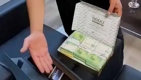 Manavgat Belediyesi'ne Yönelik Sürpriz Operasyon: Baklava Kutusu İçinden Avro Çıktı!