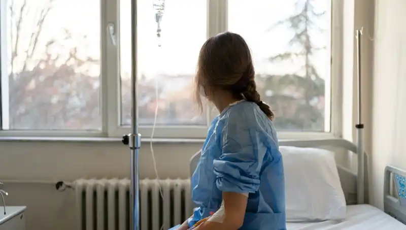 27 Yaşındaki Kadının Kanserle Sınavı: Doktorlar "Ciddi Değil" Dedi