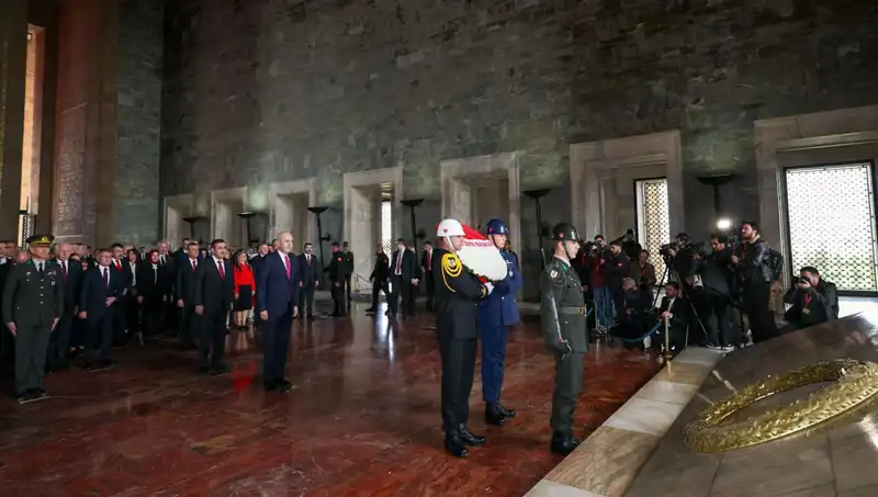 Devlet Erkanının Anıtkabir Ziyareti: Anlamı ve Önemi Nedir?