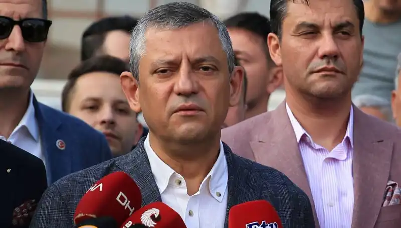 Özgür Özel, "Sandıkları Ortadan Kaldırmak İstiyorlar" Dedi